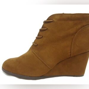 NEW SUEDE WEDGE BOOTS